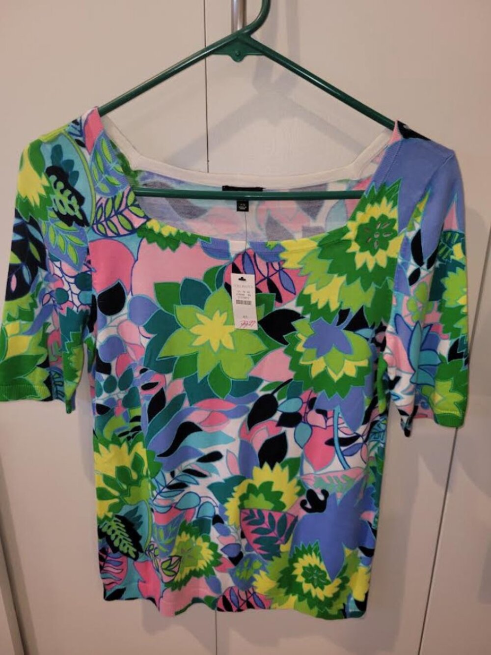 NWT Colorful Talbots top, size XS
